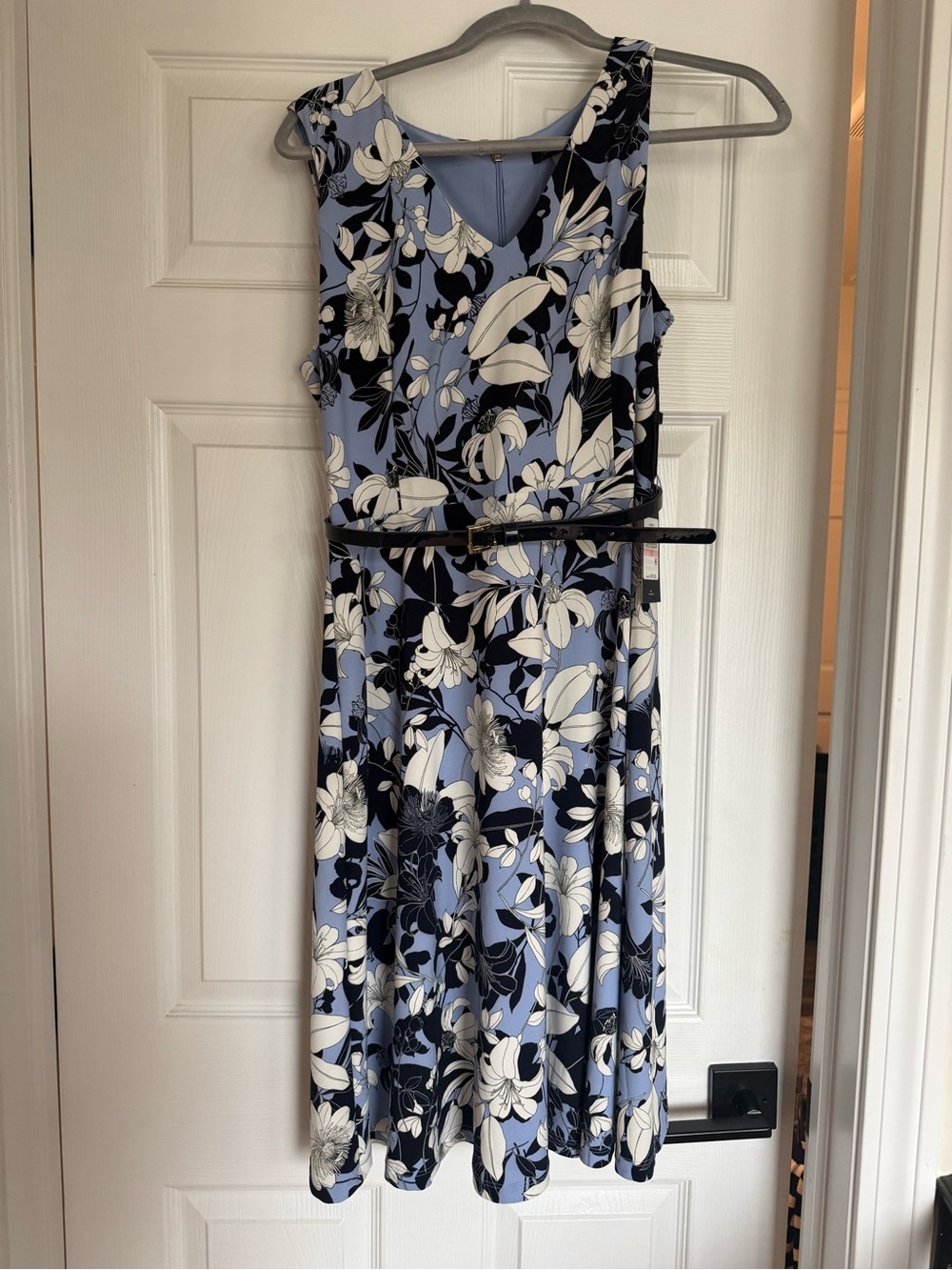 Tommy Hilfiger Light Blue and Navy Floral V-Neck Sleeveless Dress